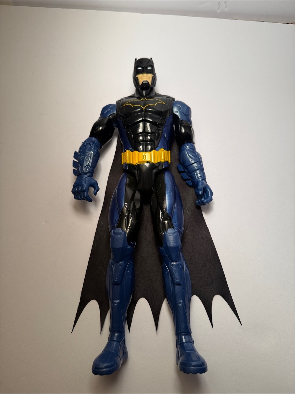 DC Comics Batman with Yellow Utility Belt